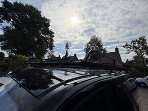 Zwarte RVS imperiaal Trafic en Vivaro L2 achterdeuren